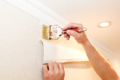 Pose de papier peint à Virollet — revêtements muraux et toiles de verre